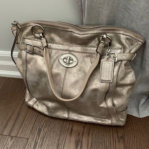 Coach Crackle Leather Ella Bag 🦭